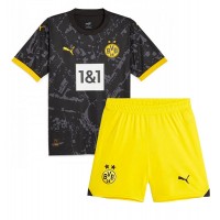Borussia Dortmund Donyell Malen #21 Replika babykläder Bortaställ Barn 2023-24 Kortärmad (+ korta byxor)